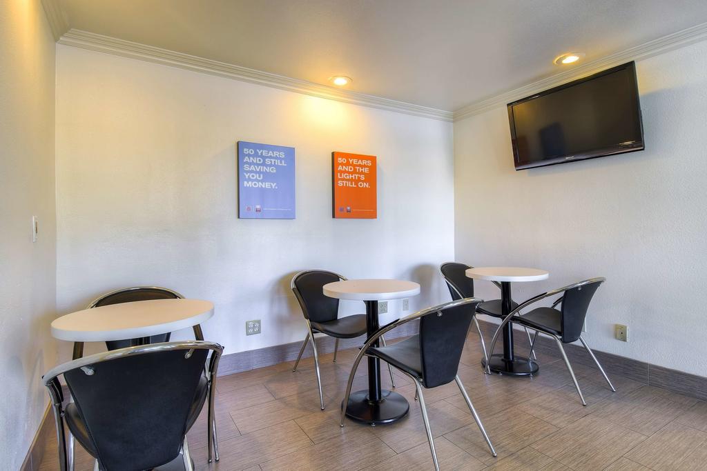 Motel 6-Menifee, CA Esterno foto